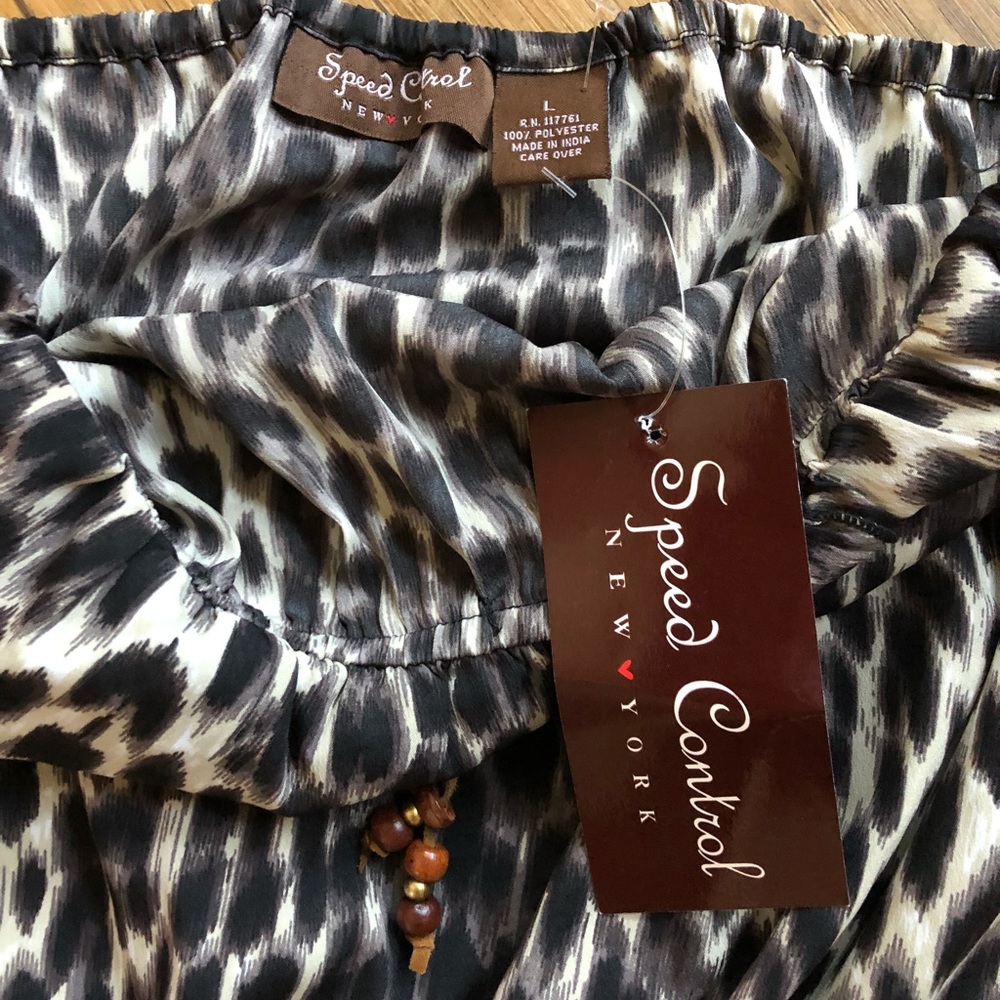 Speed Control Strapless Leopard Dress - Picture 5 of 6